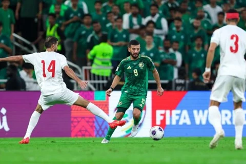 السعودية تواجه العراق في معركة حسم التأهل إلى نصف نهائي خليجي 26